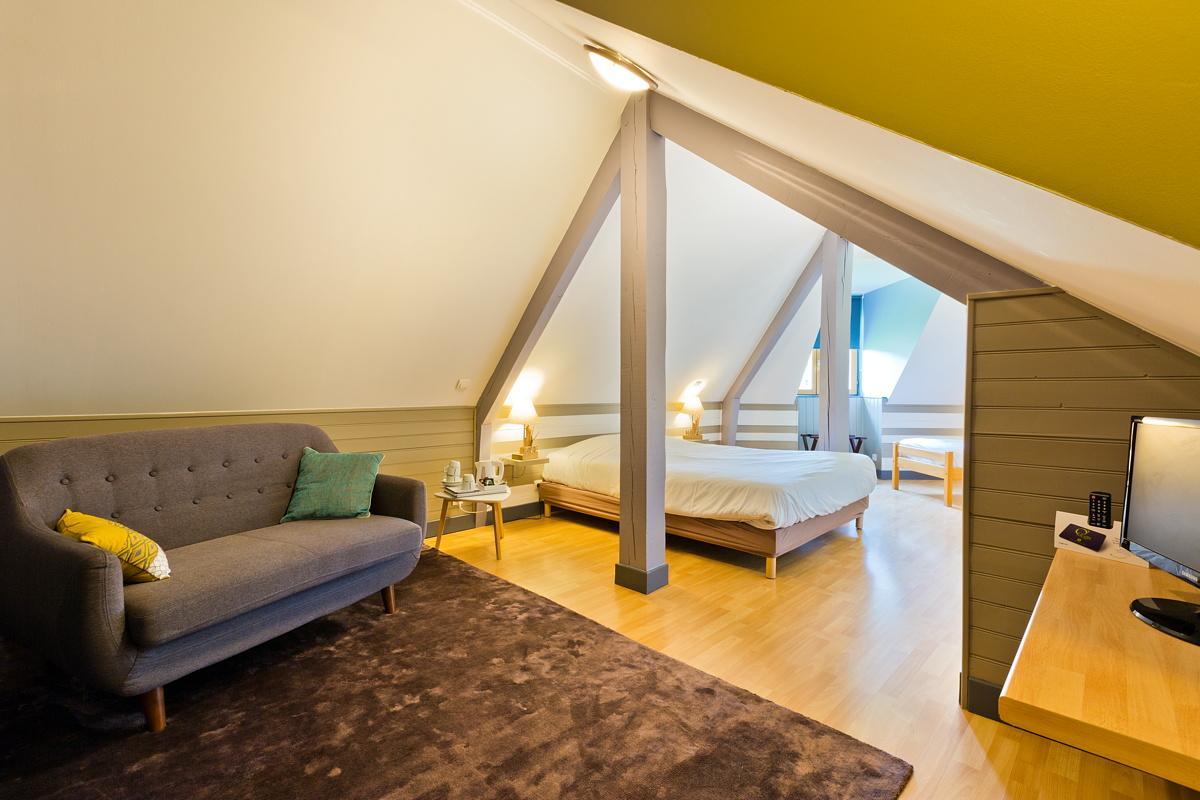 Logis Hotel Volcan Sancy Nebouzat Exterior photo